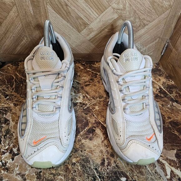 Nike women's Air Max Tail Wind white running training shoes size 7.5. - Picture 8 of 11
